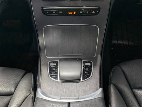 2021 Mercedes-Benz GLC GLC 300 4MATIC