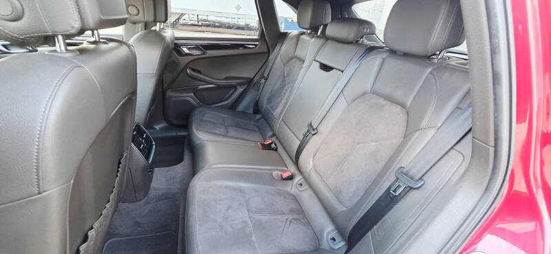 2016 Porsche Macan S