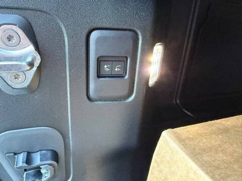 2026 Land Rover Defender 110 P300 S