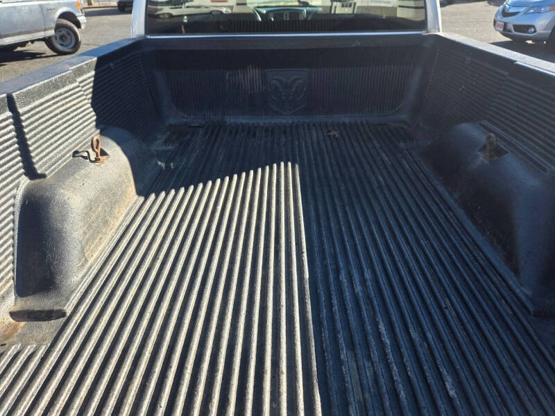 2005 Dodge Dakota Laramie