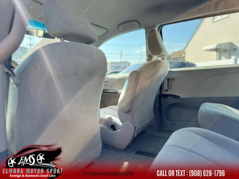 2012 Toyota Sienna Base 7-Passenger
