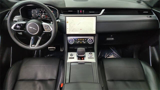 2022 Jaguar F-PACE SVR