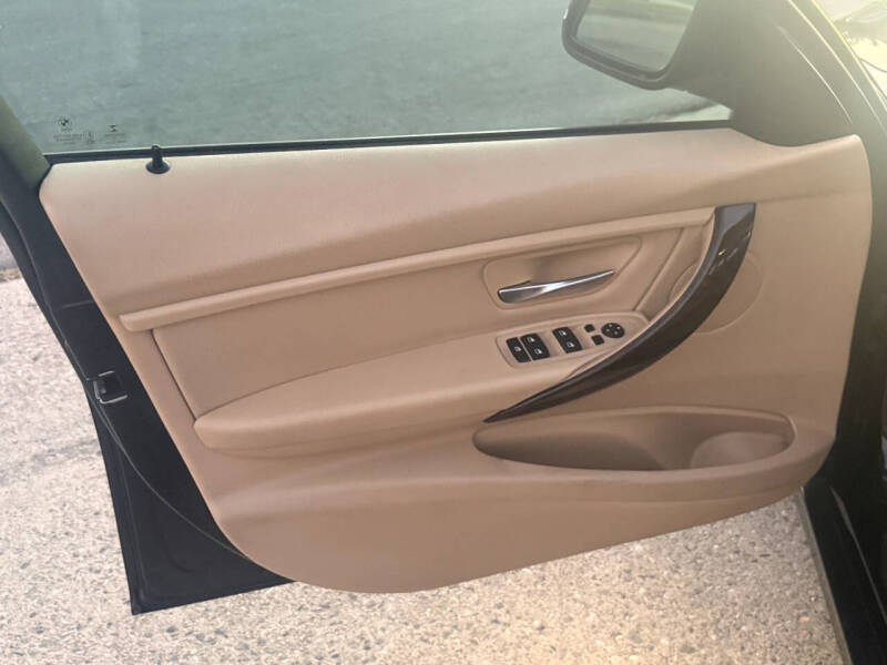 2015 BMW 3 Series 328i