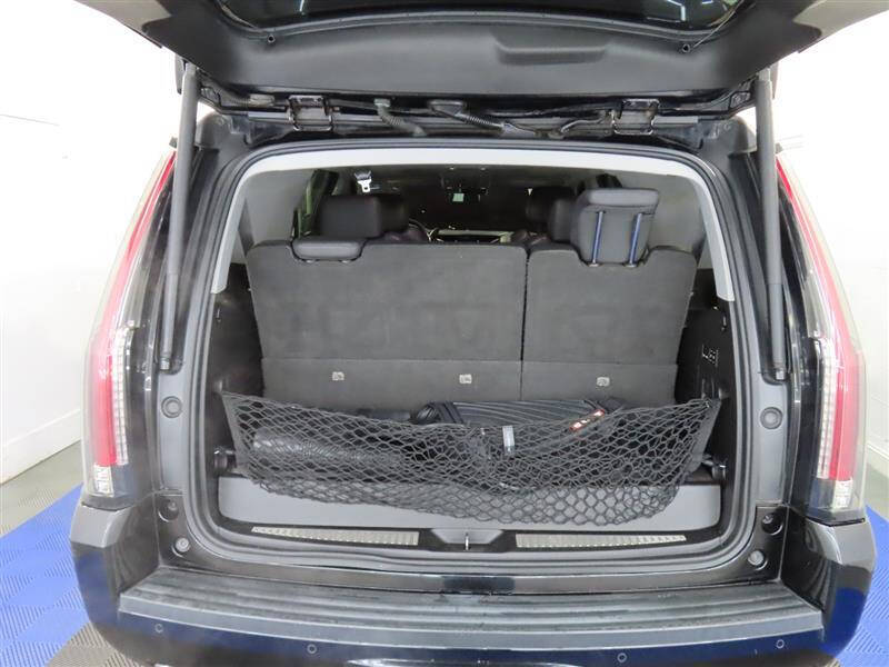 2019 Cadillac Escalade Luxury