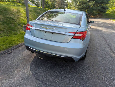 2013 Chrysler 200 Limited