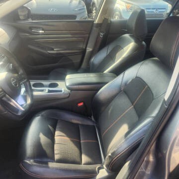 2019 Nissan Altima 2.5 SR