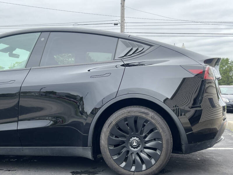 2023 Tesla Model Y Long Range