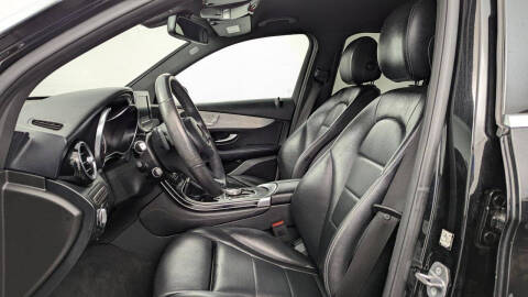 2019 Mercedes-Benz GLC GLC 300