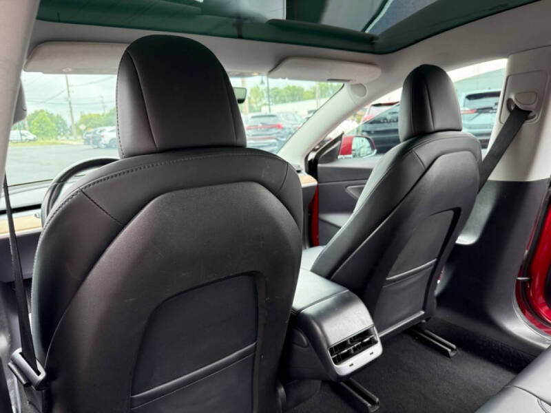 2019 Tesla Model 3 Mid Range