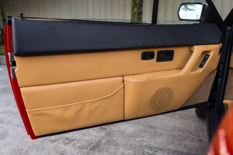 1989 Ferrari Mondial