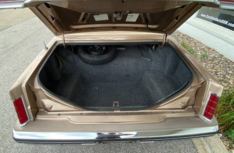 1981 Lincoln Mark VI