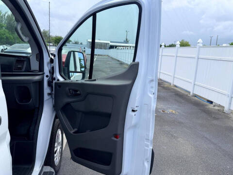 2025 Ford Transit