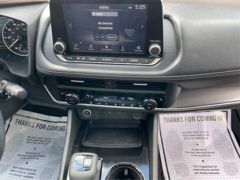 2023 Nissan Rogue SV