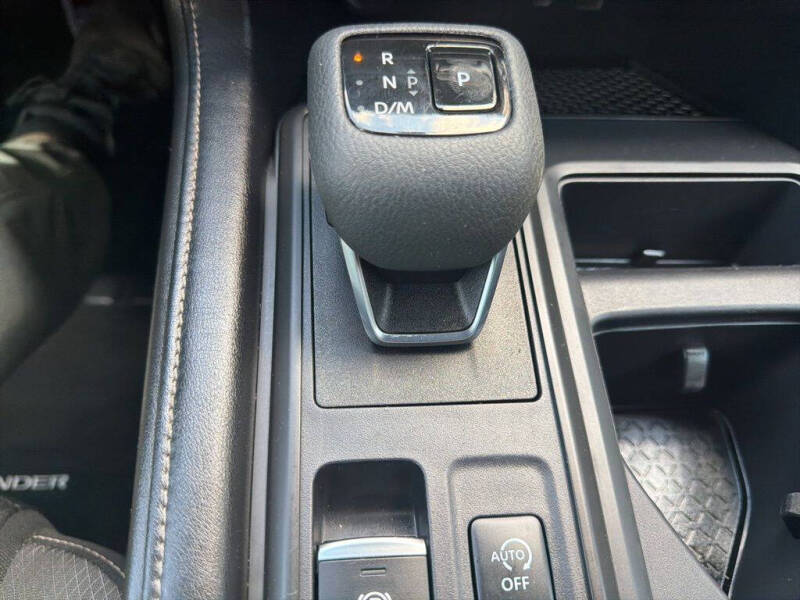 2023 Nissan Pathfinder S