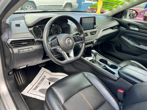 2020 Nissan Altima 2.5 SR