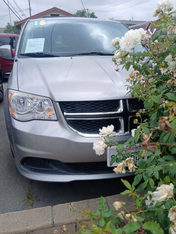 2016 Dodge Grand Caravan SXT Plus