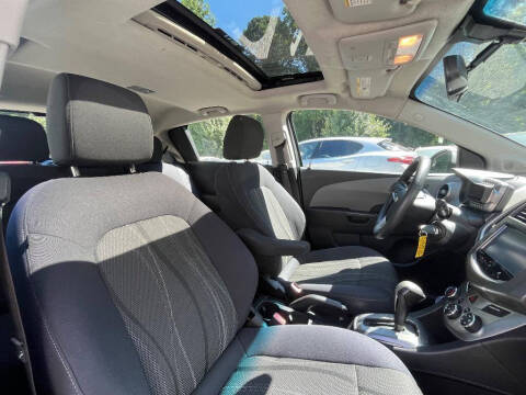 2014 Chevrolet Sonic LT Auto