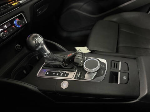 2017 Audi A3 Sportback e-tron 1.4T Premium Plus