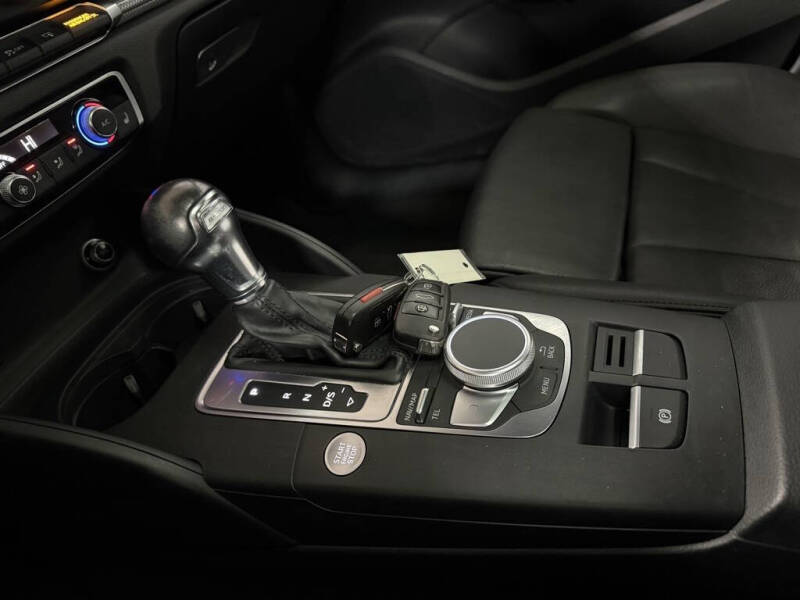 2017 Audi A3 Sportback e-tron 1.4T Premium Plus