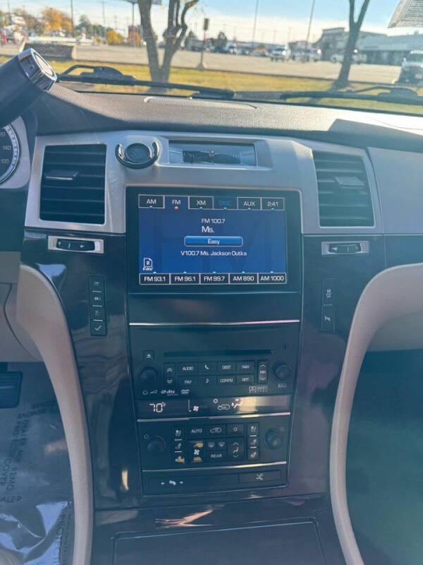 2013 Cadillac Escalade Premium