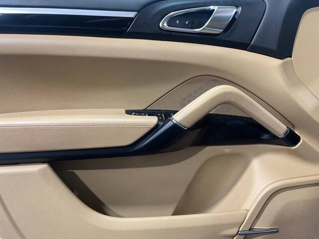 2016 Porsche Cayenne