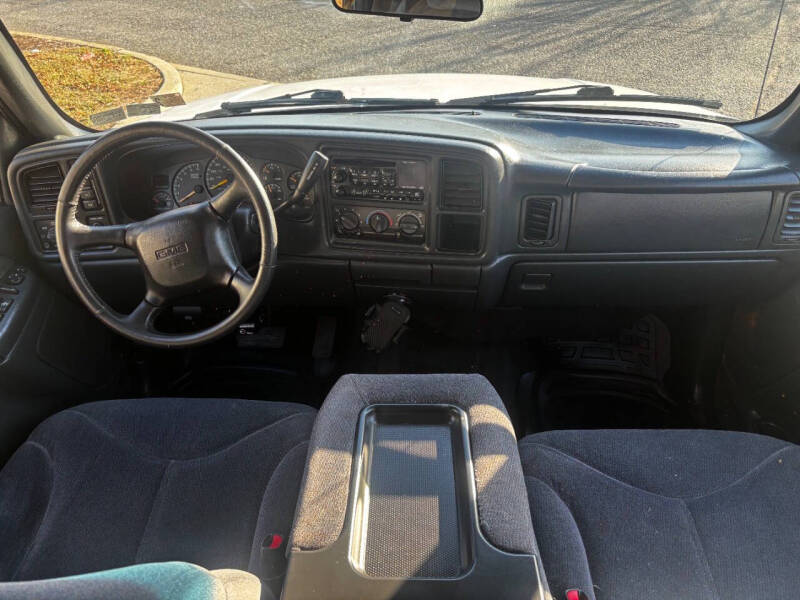 2001 GMC Sierra SLE photo 36