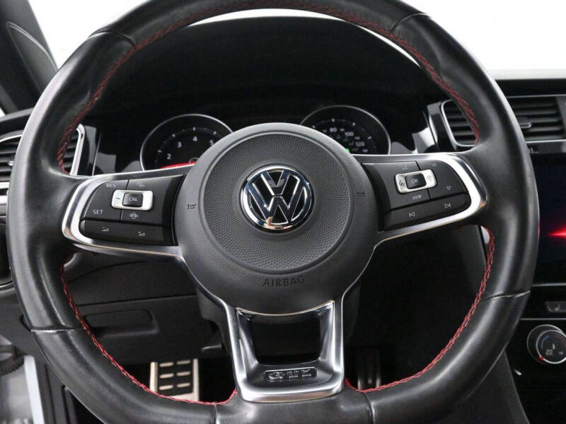2021 Volkswagen Golf GTI Autobahn