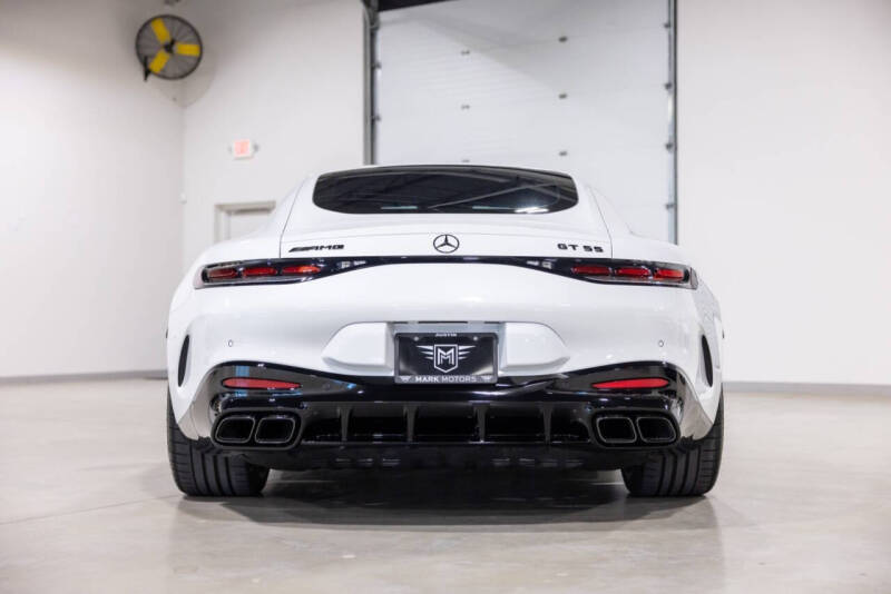 2025 Mercedes-Benz AMG GT 55