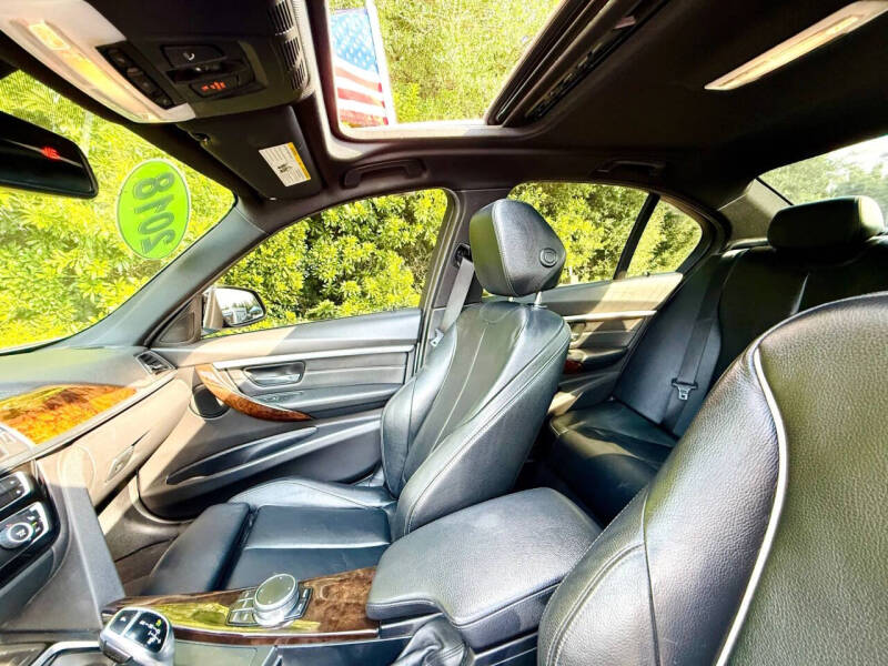 2018 BMW 3 Series 330i xDrive