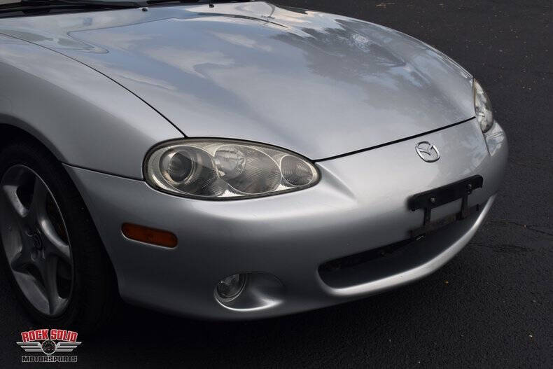 2002 Mazda MX-5 Miata