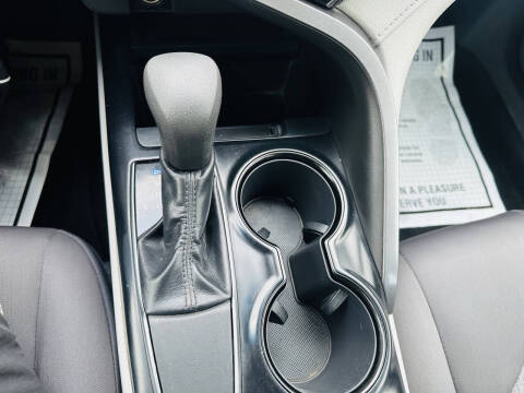 2019 Toyota Camry LE