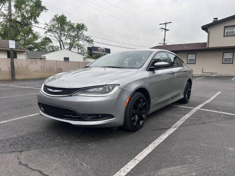 2015 Chrysler 200 S