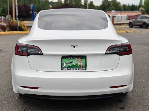 2019 Tesla Model 3 Mid Range