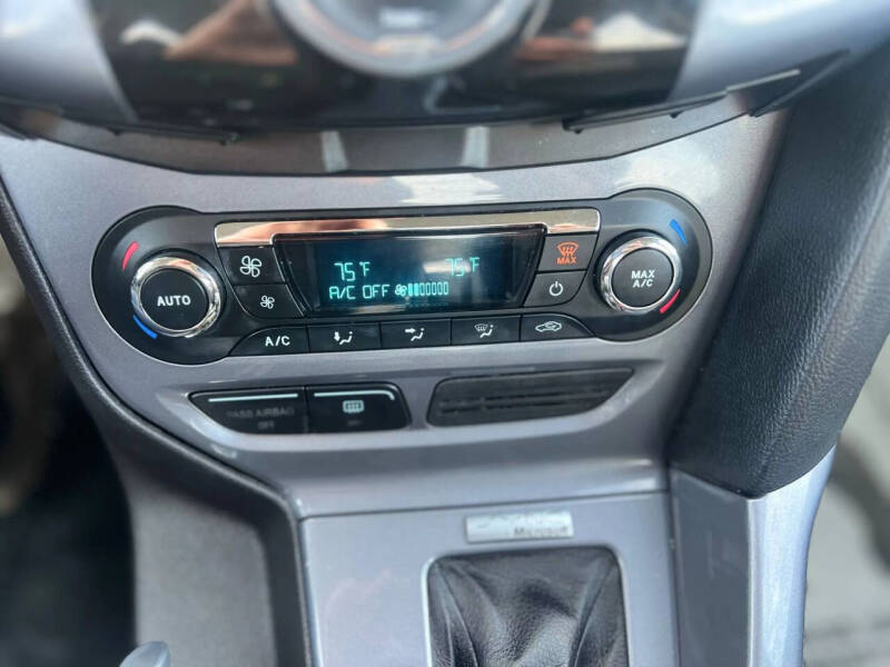 2014 Ford Focus Titanium