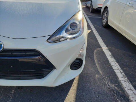 2015 Toyota Prius c Four
