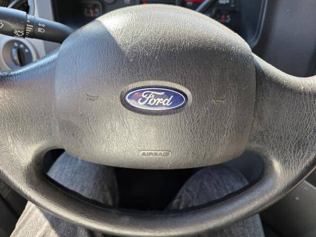 2010 Ford E-Series E-250