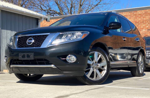2015 Nissan Pathfinder for sale at National Auto Mall Corp in Thomasville NC