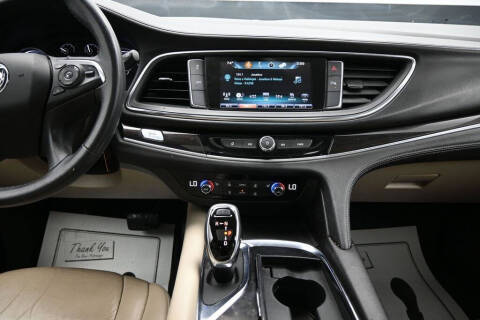 2018 Buick Enclave Essence