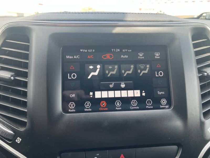 2020 Jeep Cherokee Altitude