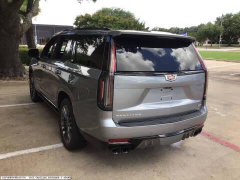 2023 Cadillac Escalade-V