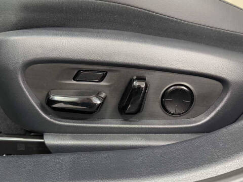 2025 Lexus ES 350 Ultra Luxury