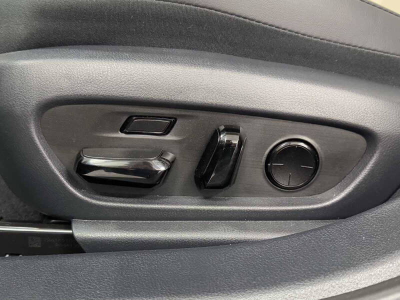 2025 Lexus ES 350 Ultra Luxury