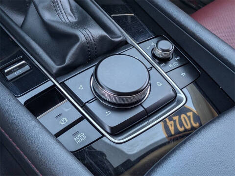 2024 Mazda Mazda3 Sedan 2.5 S Carbon Edition