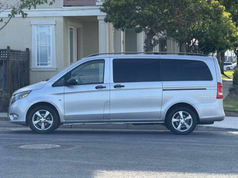 2016 Mercedes-Benz Metris Passenger
