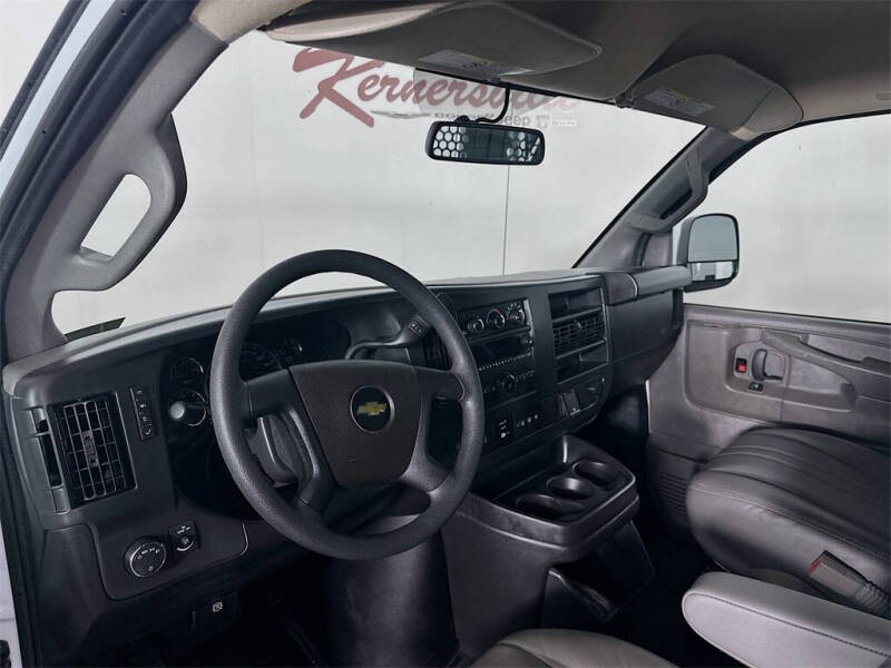 2024 Chevrolet Express 2500