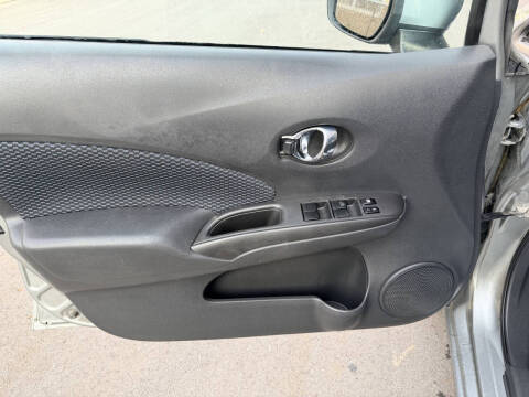 2015 Nissan Versa Note SV