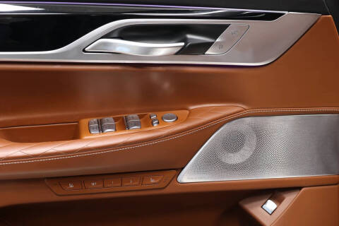 2022 BMW 7 Series M760i xDrive