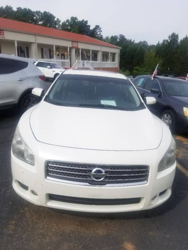 2011 Nissan Maxima for sale at DDN & G Auto Sales in Newnan GA