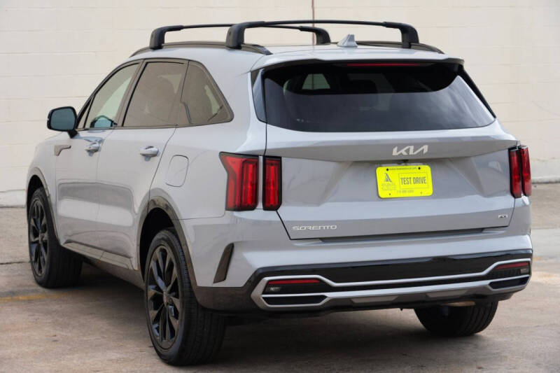 2023 Kia Sorento SX