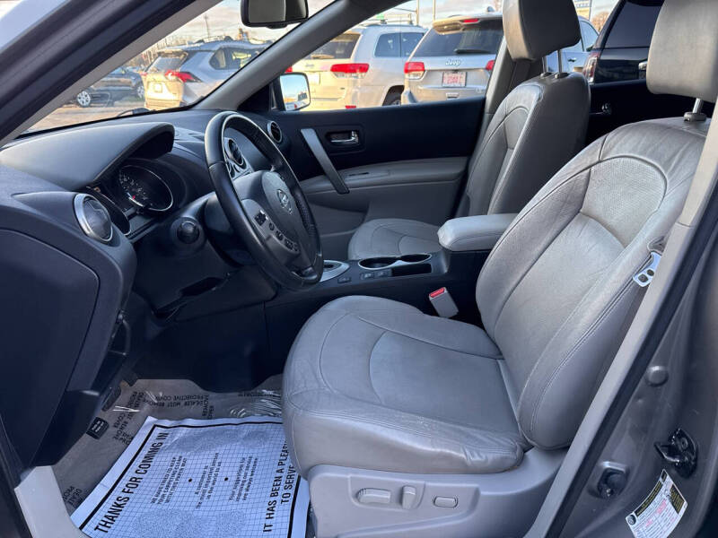 2013 Nissan Rogue SV w/SL Package